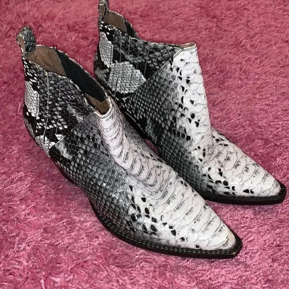 Jeffrey Campbell Snakeskin Booties Size 8.5 - Picture 2 of 6
